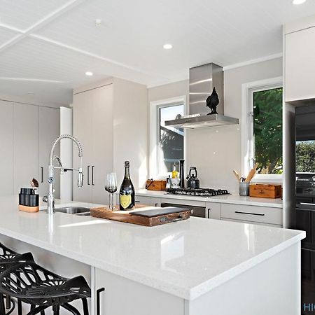 La Petite Maison - Таупо Екстериор снимка
